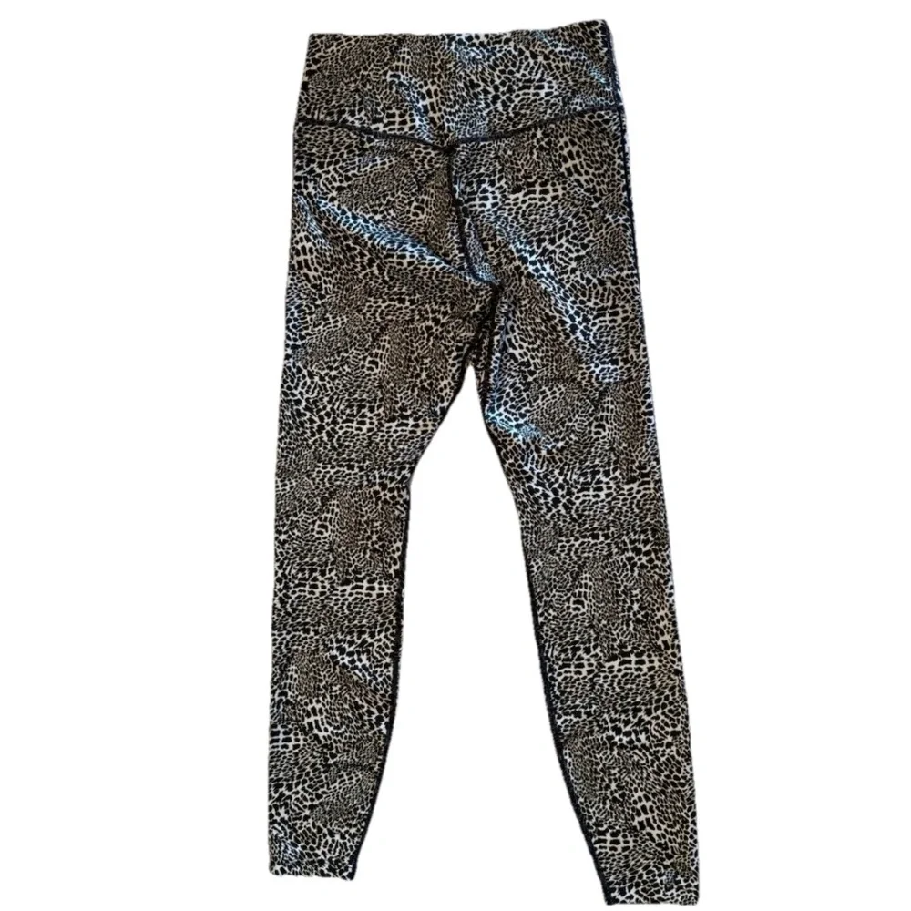 Nike Women’s Dri Fit Animal Leopard Print 7/8 Ankle Workout Leggings Size Small